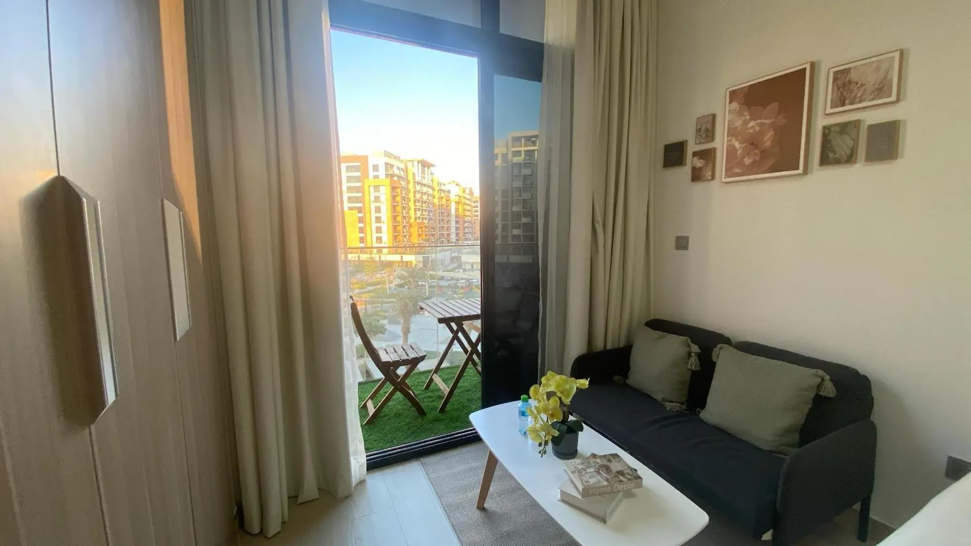 Stylish Studio In Dubai location